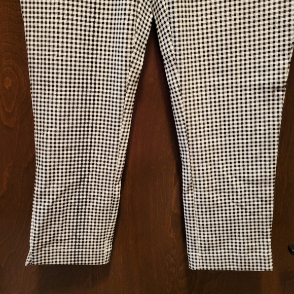 Black & White Checkered Capri Pants NWT - Picture 3 of 10